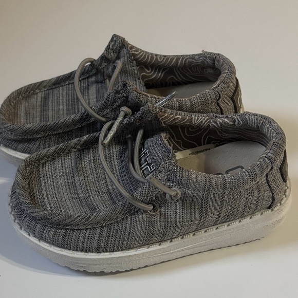 Hey Dude Kids Gray Moccasins - Picture 6 of 6